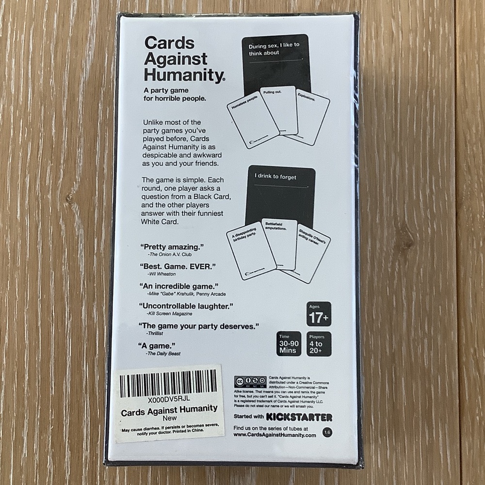 New Cards Against Humanity Party Game - Picture 3 of 3
